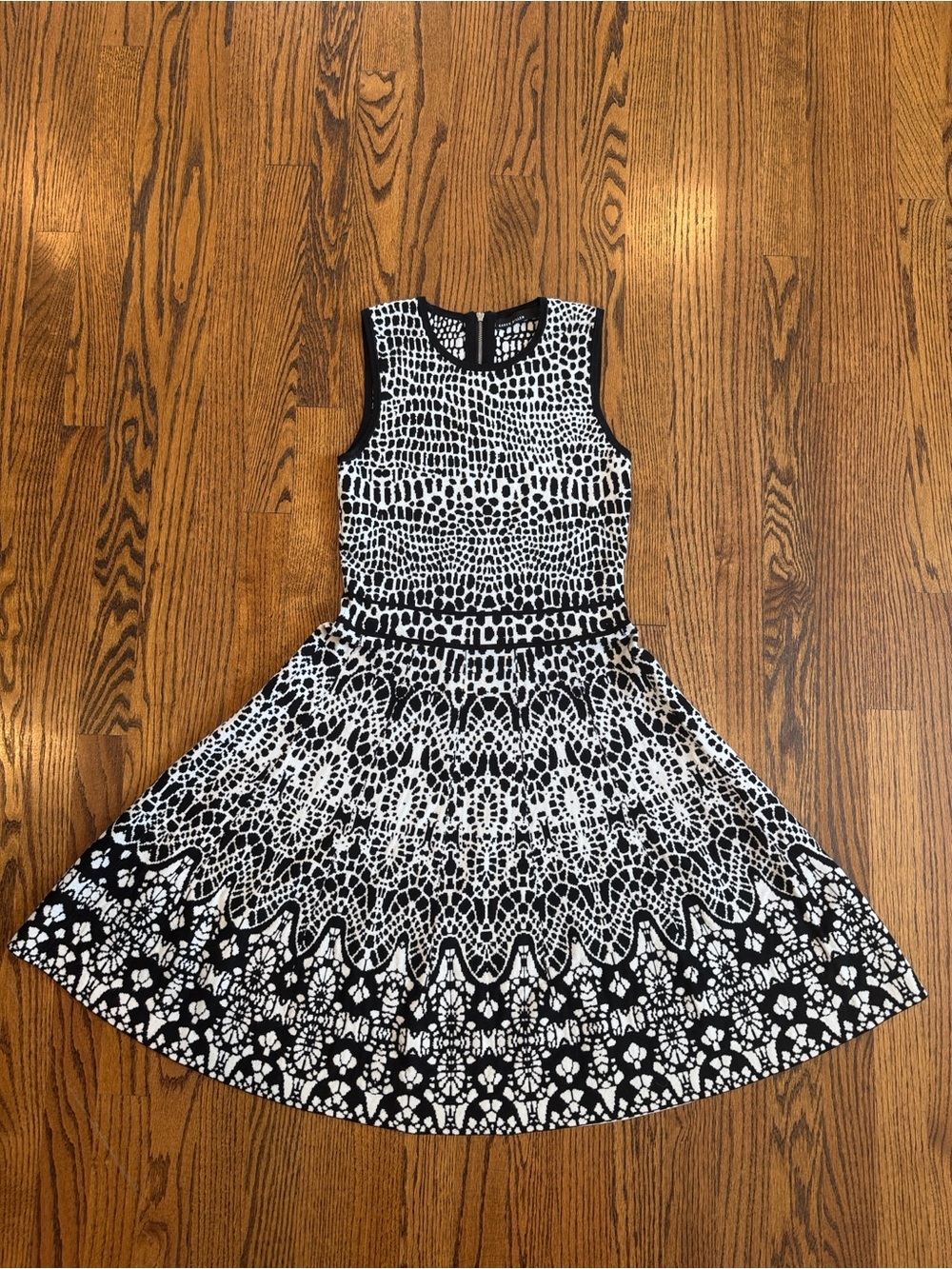 Karen Millen Black White Geometric Pattern Fit & Flare Skater Dress 3